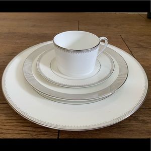 Kate spade grosgrain wedgewood dinner set